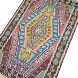 Tapis kilim, design original et coloré S21