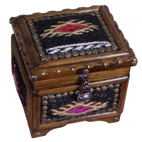 Boîte en bois et kilim noir Krysios pour bijoux par KaravaneSerail