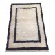 Tapis blanc et noir Tülü, tapis berbère, tapis beni ouarain S05