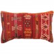 Coussin kilim rouge artisanal Lumbar C042, décoration ethnique