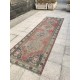 Tapis de couloir vintage, design oriental anatolien par KaravaneSerail