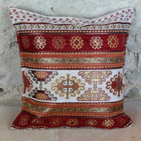 https://www.karavaneserail.com/4691-large_default/coussin-decoratif-kapadokia-ivoire-et-rouge.jpg