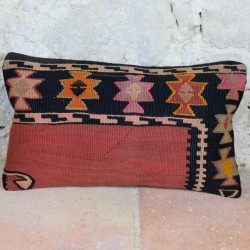 Coussin kilim oriental Lumbar D008