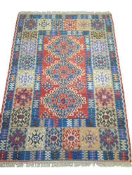 Tapis Oriental Vintage Kilim par KaravaneSerail